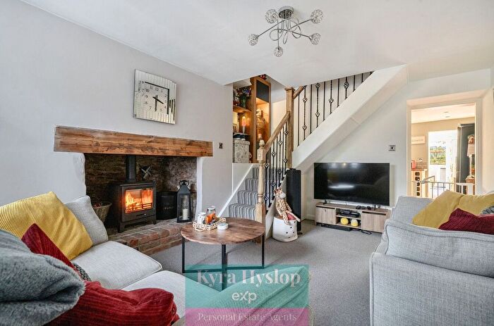 2 Bedroom End Of Terrace House For Sale In Old Coach Road, Broadclyst, Exeter, EX5