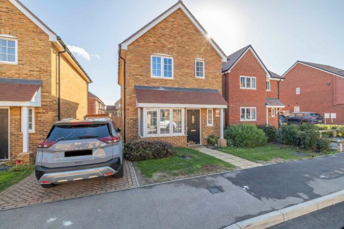 2 Bedroom Detached House For Sale In Goldfinch Drive, Faversham, Kent, ME13