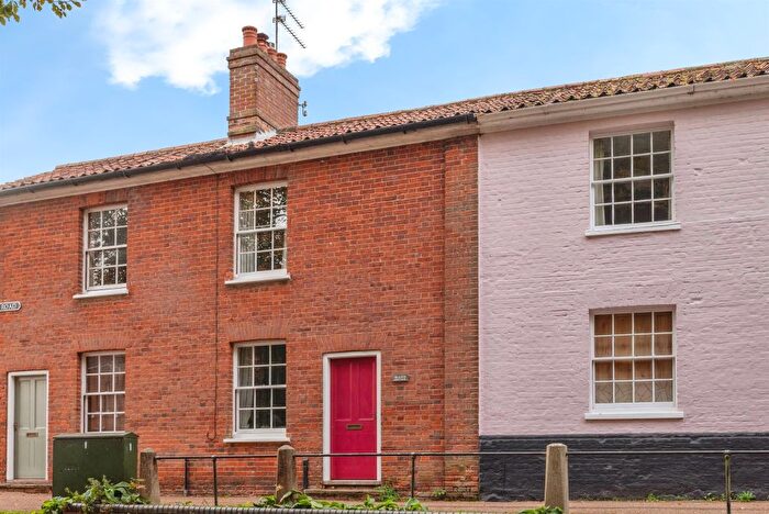 2 Bedroom Terraced House For Sale In Cromer Road, Aylsham, Norwich, NR11