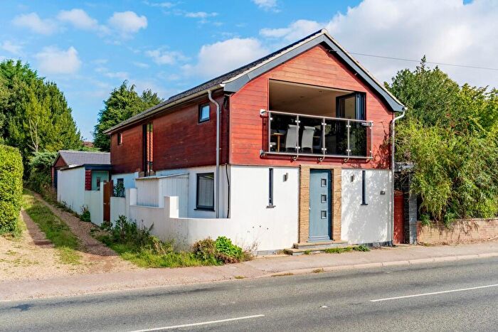 3 Bedroom Detached House For Sale In Chapel Road, Roughton, NR11