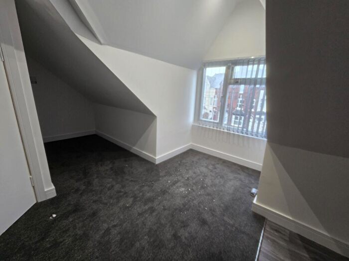 Studio To Rent In Birmingham Road, West Bromwich, Sandwell, B70