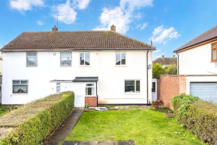 3 Bedroom House To Rent In Milton Road, Corby, NN17