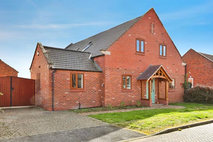 5 Bedroom Detached House For Sale In Heynings Close, Knaith Park, Gainsborough, DN21