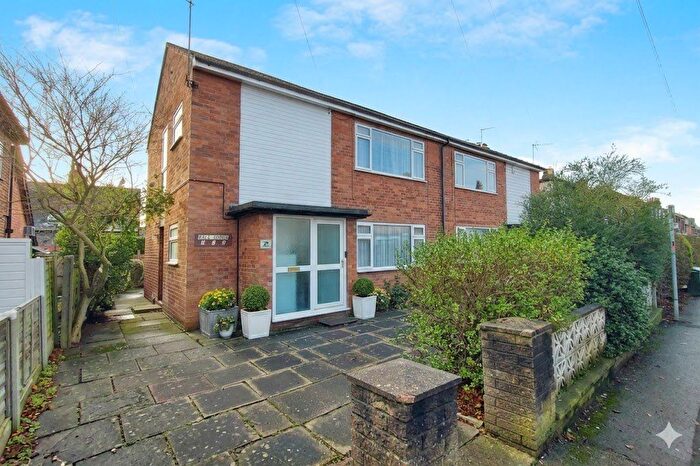 1 Bedroom Flat For Sale In Chapel Lane, Wilmslow, Cheshire, SK9