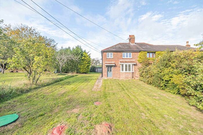 3 Bedroom Semi-Detached House For Sale In Christopher Row, Lynsted, Sittingbourne, Kent, ME9