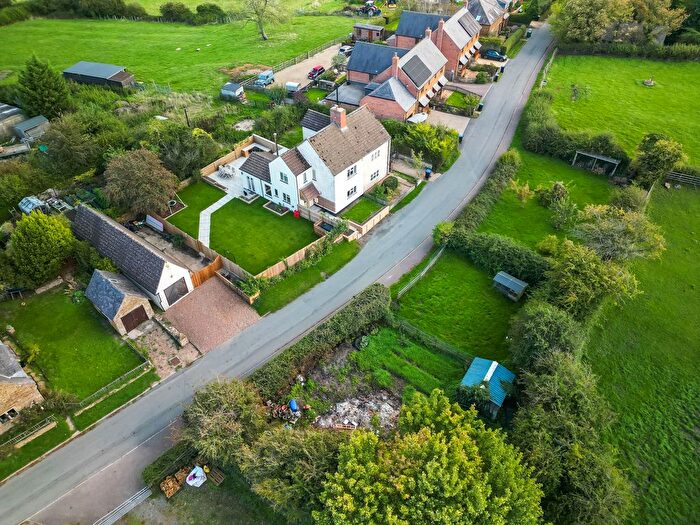 3 Bedroom Semi-Detached House For Sale In Main Street, Owston, LE15