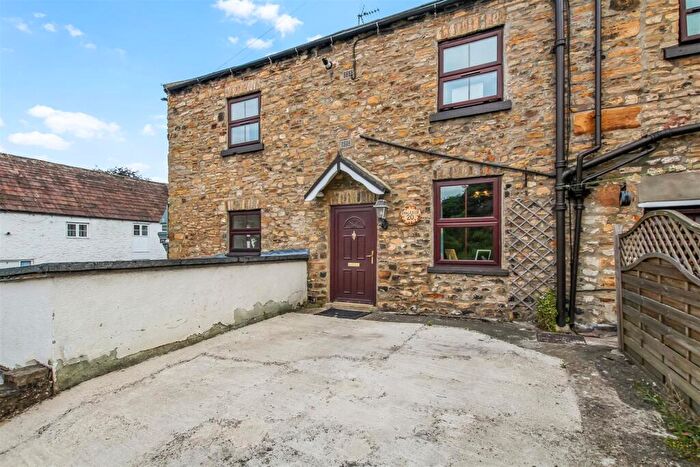 3 Bedroom End Of Terrace House To Rent In New Road, Richmond, DL10