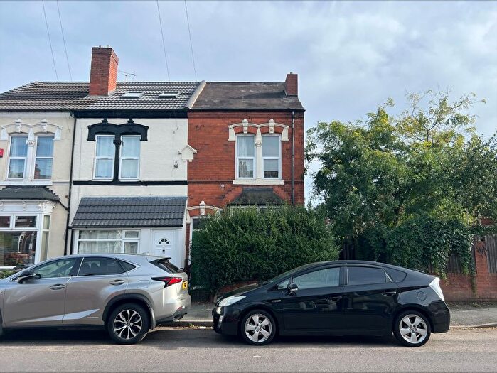 2 Bedroom End Of Terrace House For Sale In Grange Road, Kings Heath, Birmingham, B14