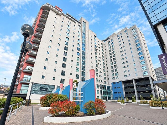 2 Bedroom Flat To Rent In Churchill Way, Cardiff, CF10
