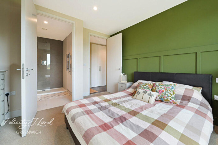 2 Bedroom Flat For Sale In Deptford Foundry, London, SE14