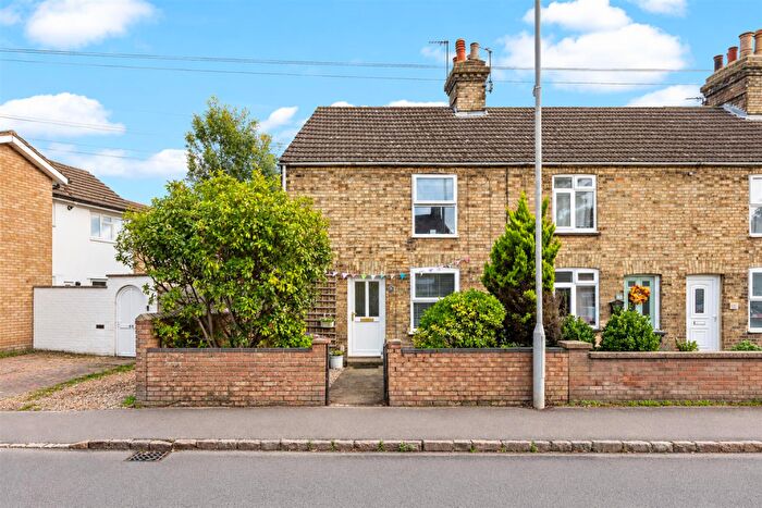 2 Bedroom End Of Terrace House For Sale In High Street, Arlesey, SG15