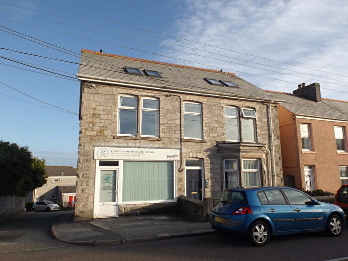 1 Bedroom Flat To Rent In Tregonissey Road, St Austell, PL25