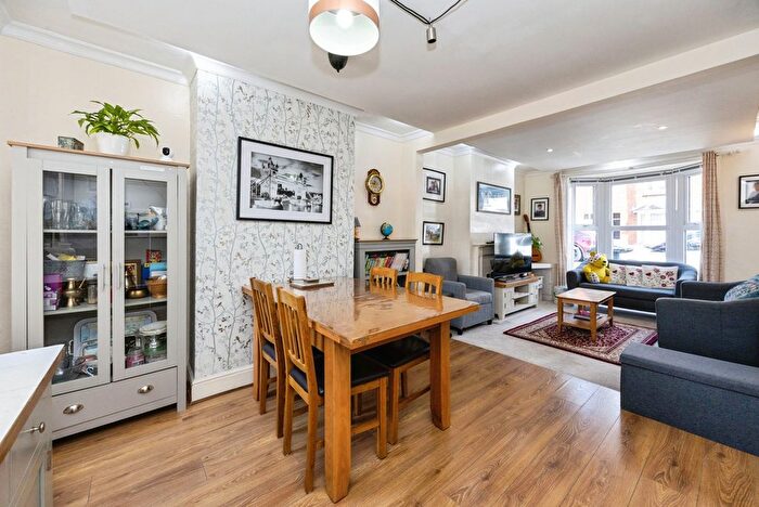2 Bedroom Terraced House For Sale In Kent Avenue, Ashford, TN24