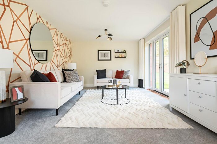 4 Bedroom House For Sale In Brokenstone Road, BB3