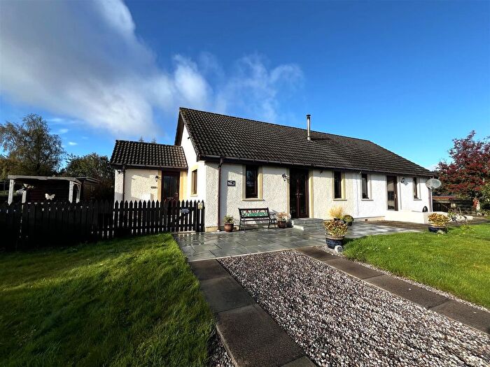 2 Bedroom Semi-Detached Bungalow For Sale In Ord Place, Lairg, IV27