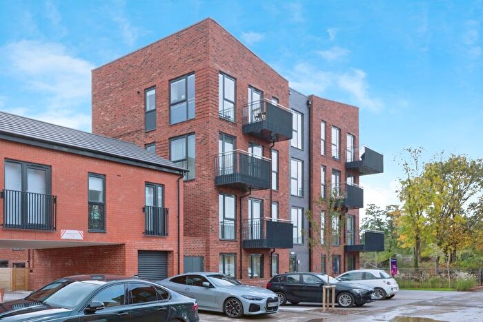 2 Bedroom Flat For Sale In Pingle Wharf Approach, Leicester, LE3