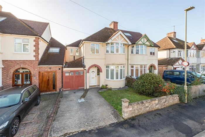 4 Bedroom Semi-Detached House For Sale In Templar Road, Oxford, OX2