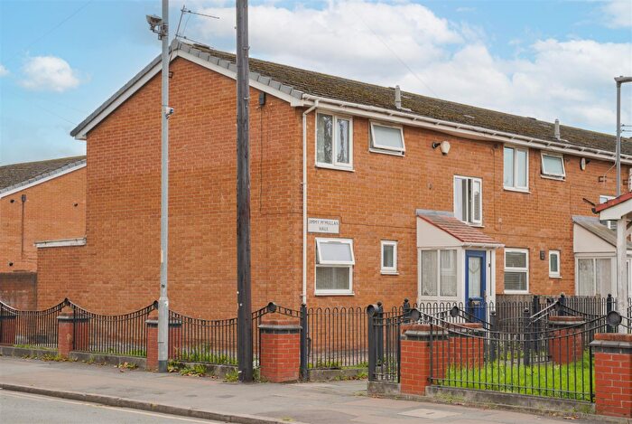3 Bedroom End Of Terrace House For Sale In Jimmy Mcmullen Walk, M14