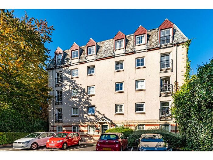 2 Bedroom Flat For Sale In / Grove Street, Edinburgh, EH3