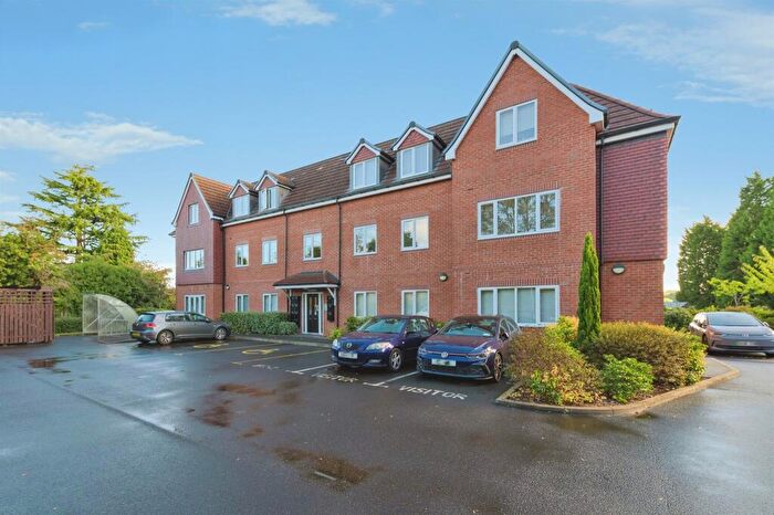 2 Bedroom Apartment For Sale In Shooters Hill, Sutton Coldfield, B72