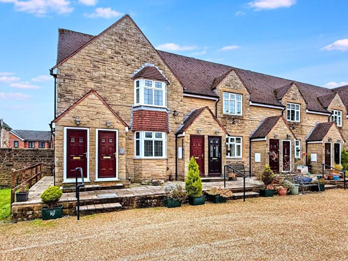 1 Bedroom Apartment To Rent In Armoury Court Mews, Macclesfield, SK11