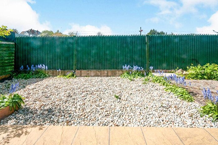 1 Bedroom Apartment To Rent In **Zero Deposit Option**Winchcombe Road, Eastbourne, BN22