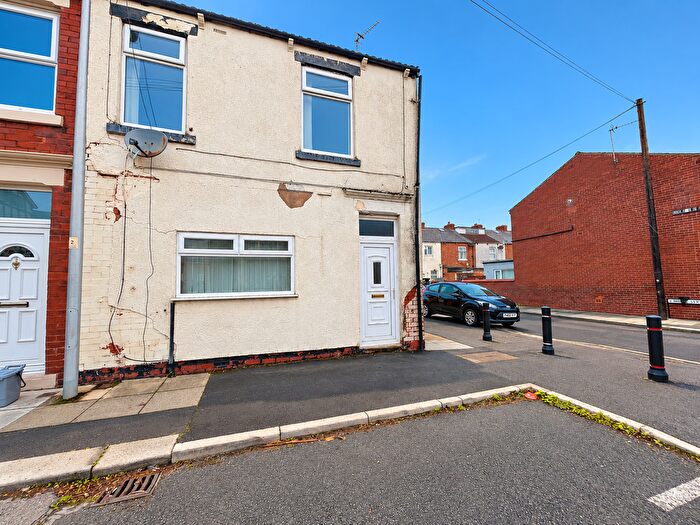 3 Bedroom End Of Terrace House For Sale In Crossland Road, South Shore, FY4