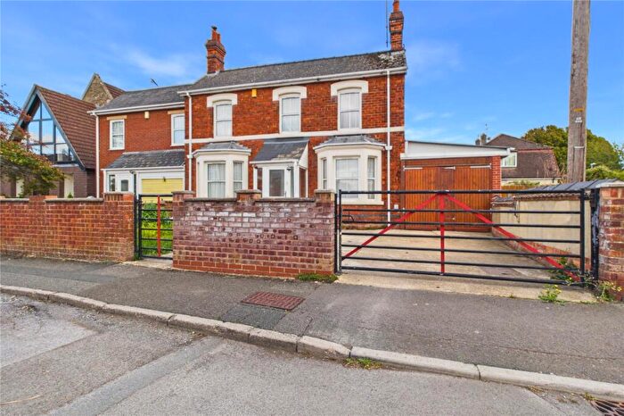 3 Bedroom Semi-Detached House For Sale In High Street, Haydon Wick, Swindon, Wiltshire, SN25