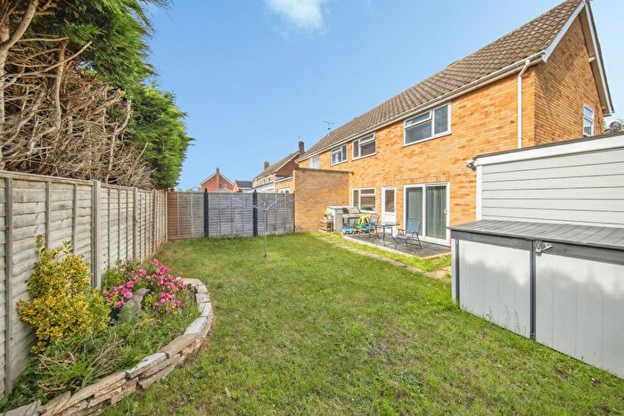 3 Bedroom Semi-Detached House For Sale In Quebec Drive, Kesgrave, Ipswich, IP5