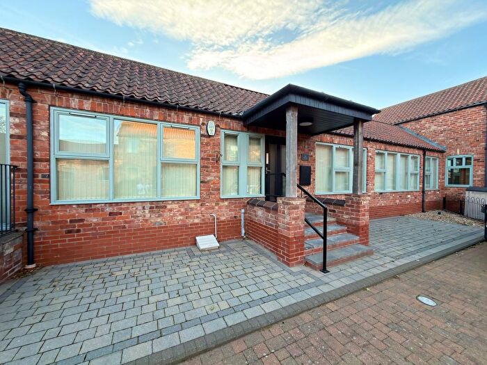 2 Bedroom Bungalow To Rent In Station Road, Stallingborough, DN41