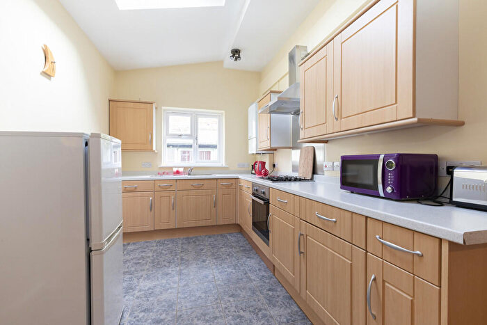 3 Bedroom Terraced House To Rent In Hereford Place, Cheltenham, GL50