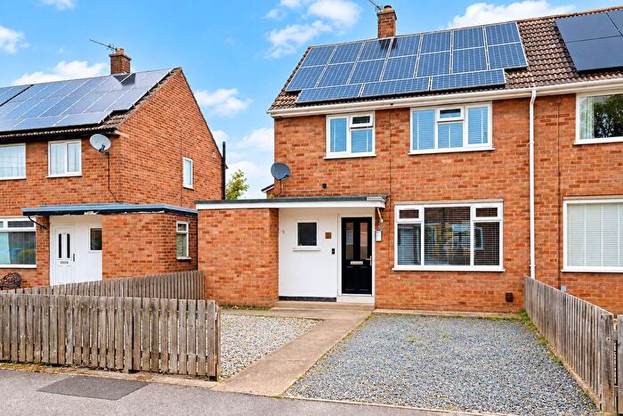 2 Bedroom Semi-Detached House For Sale In Ashford Place, York, YO24