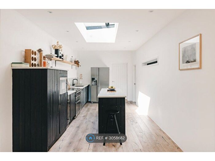 2 Bedroom Terraced House To Rent In Morford Street, Bath, BA1
