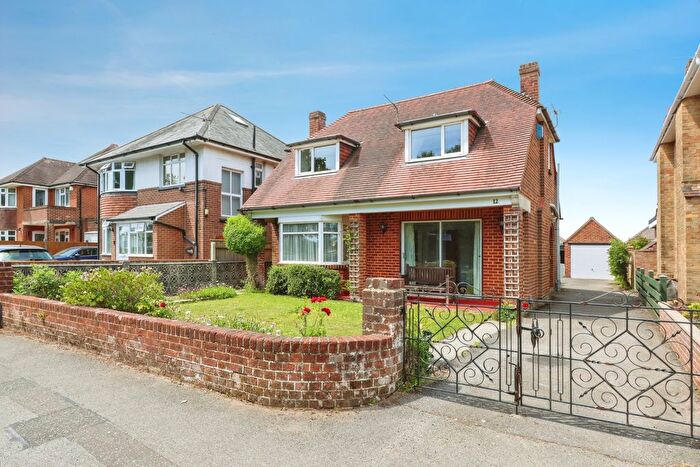 3 Bedroom Detached House For Sale In Talbot Drive, Talbot Heath, Poole, Dorset, BH12