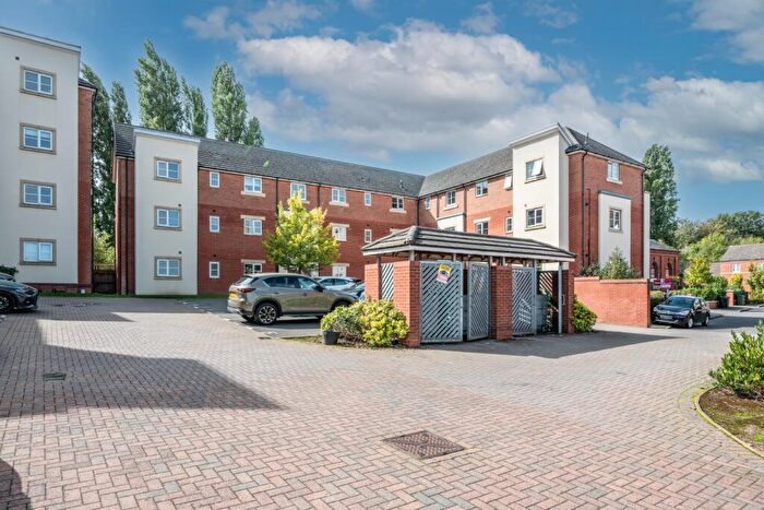 2 Bedroom Flat For Sale In Herbert James Close, Smethwick, B66