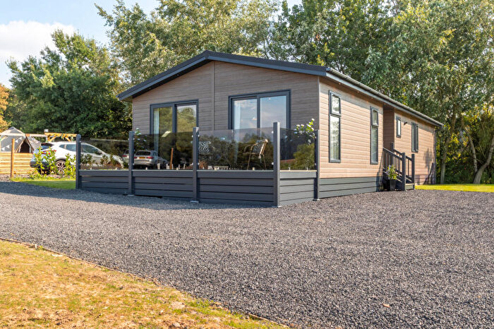 3 Bedroom Lodge For Sale In Stanley Villa Farm Fishing & Camping, Back Lane, Greenhalgh, Lancashire, PR4