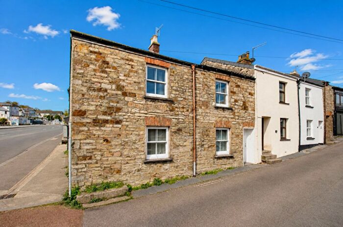 5 Bedroom End Of Terrace House For Sale In Market Street, Bodmin, PL31