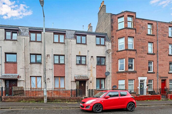 2 Bedroom Flat For Sale In Piershill Terrace, Edinburgh, EH8