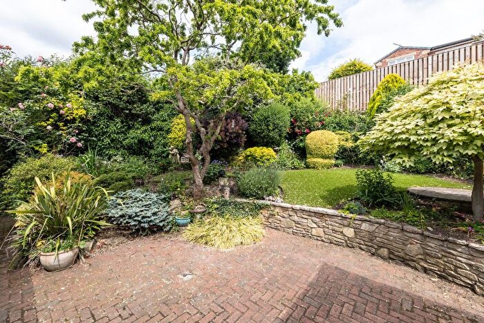 3 Bedroom Detached House For Sale In Front Street, Castleford, WF10