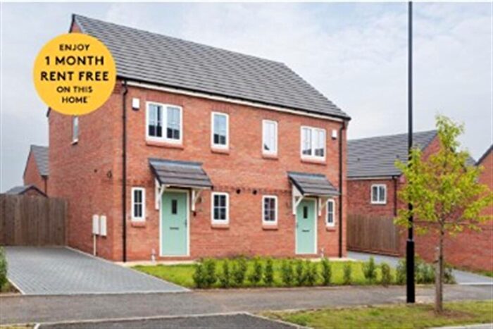 3 Bedroom Semi-Detached House To Rent In Hatfield Lane, DN3