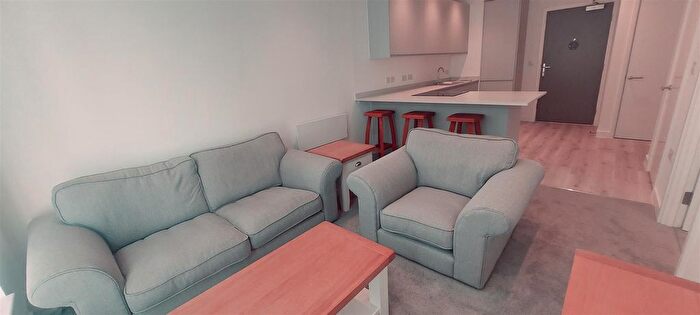 1 Bedroom Flat To Rent In Apartment Trafford Wharf Wharf End, Trafford Park, Manchester, M17