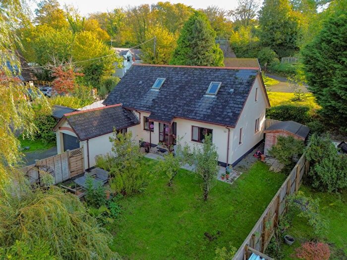 3 Bedroom Detached Bungalow For Sale In Lower Priory, Milford Haven, SA73