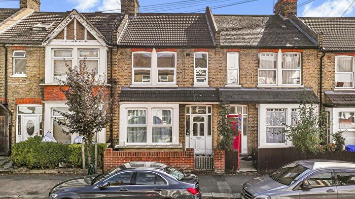 3 Bedroom Terraced House For Sale In Leonard Road, Chingford, E4