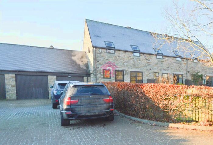 3 Bedroom Barn Conversion To Rent In Park Farm Mews, Spinkhill, S21