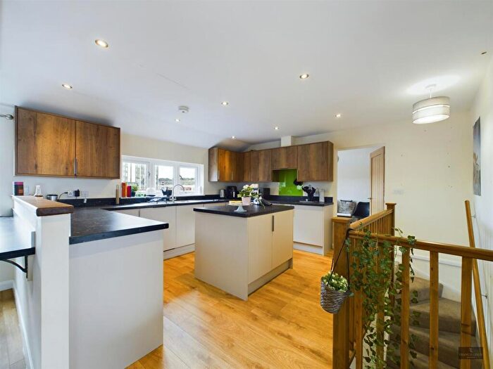 2 Bedroom Semi-Detached House To Rent In Bartholomew Street West, Exeter, EX4