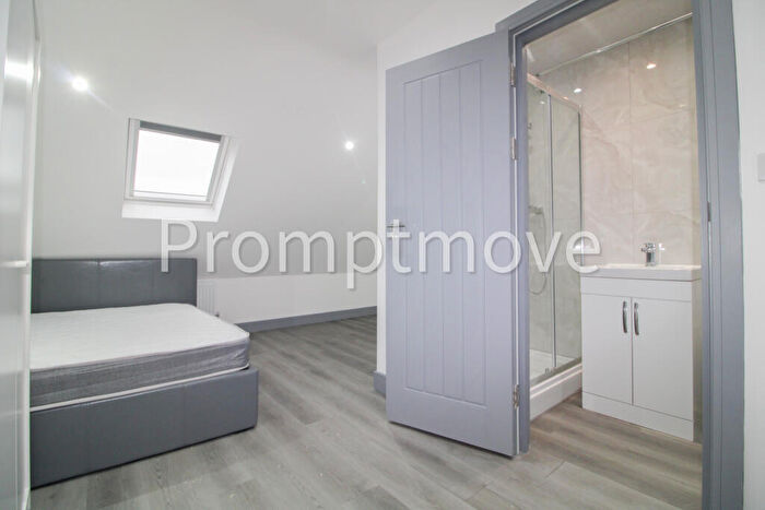 Studio To Rent In Ashcroft Road Luton, LU2