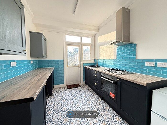 1 Bedroom Flat To Rent In Brunswick Road, Southend-On-Sea, SS1