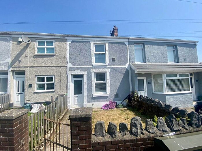 2 Bedroom Property To Rent In Carmarthen Road, Cwmdu, Swansea, SA5