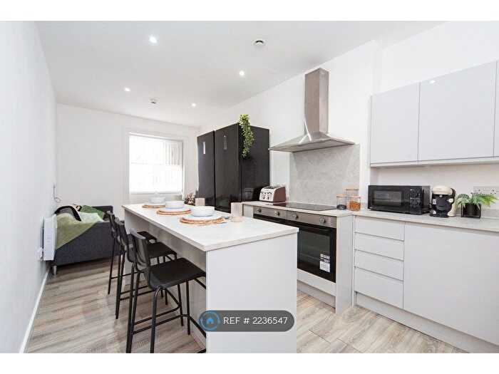 5 Bedroom Flat To Rent In Parr Street, Liverpool, L1
