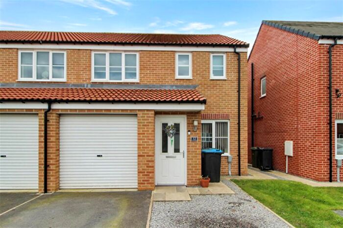 3 Bedroom Semi-Detached House For Sale In Mosquito Garth, Bedale, Northallerton, DL8